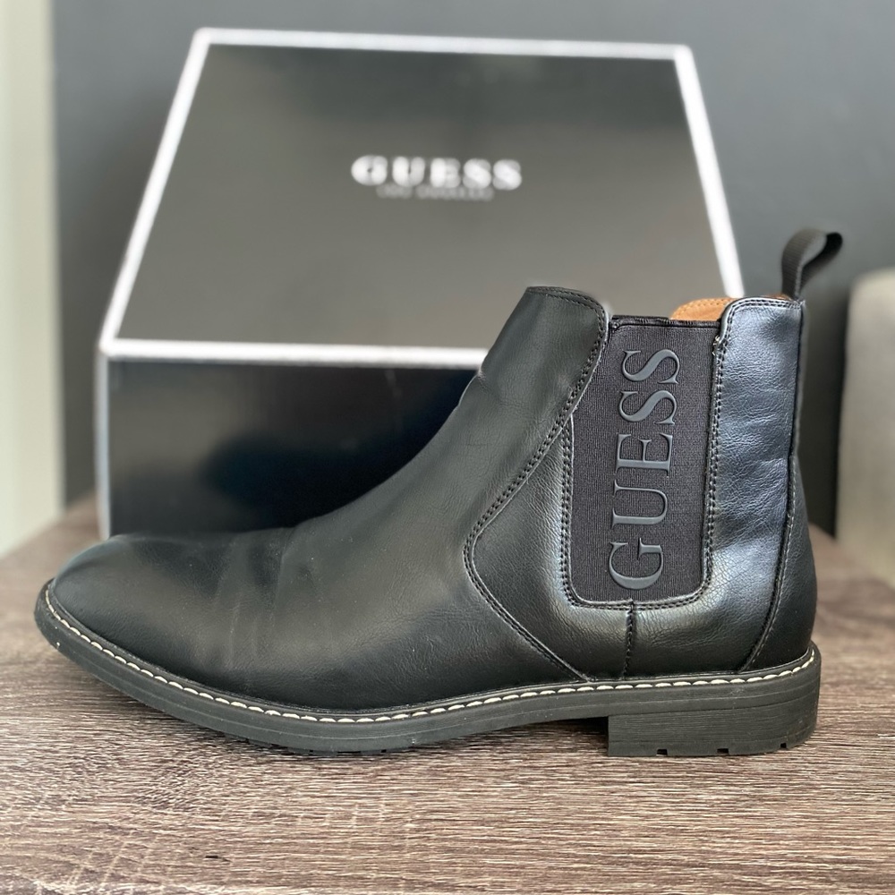 Mens Guess Daneez Boots Size 10